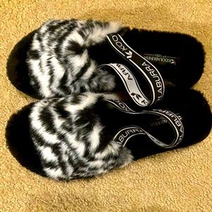 Ugg sling back slippers, size 6